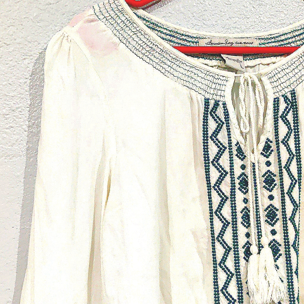 American Rag Embroidered blouse - Picture 2 of 7